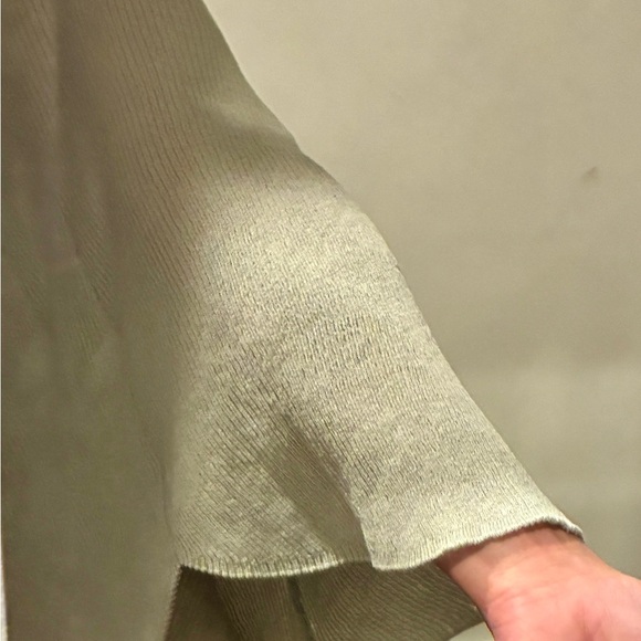 Zara Light Gray Ribbed Tank Top - Picture 4 of 5